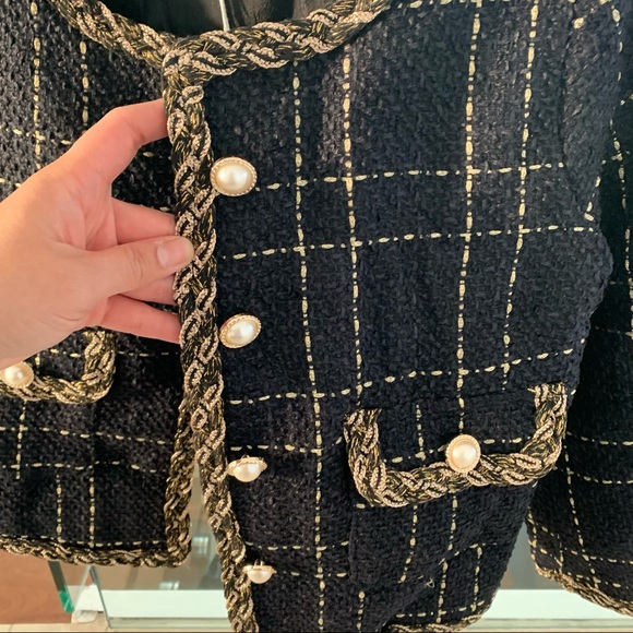 ❌SOLD❌ BNWT French cropped blazer - Size 8-10 - Picture 4 of 9